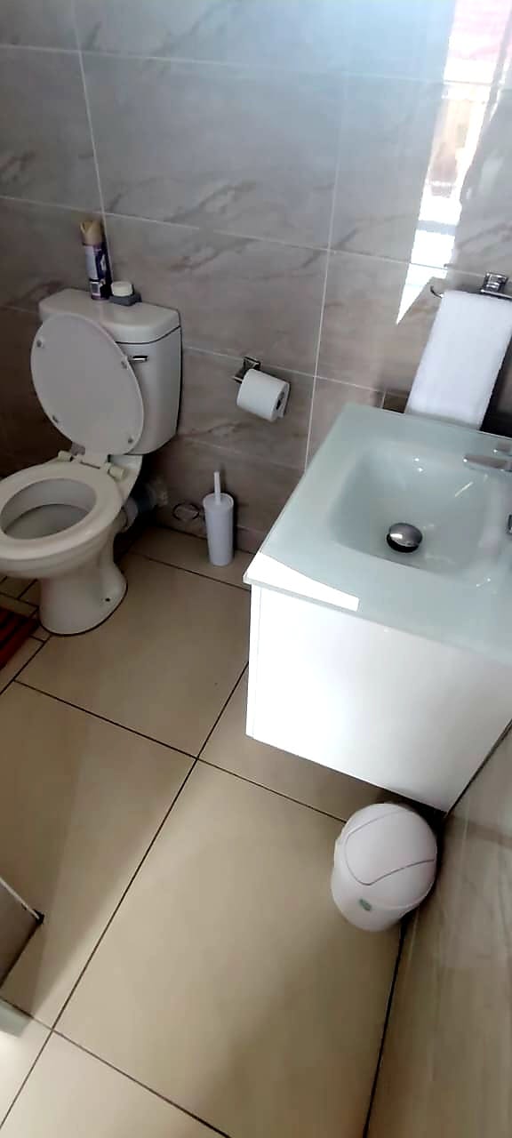 14 Bedroom Property for Sale in Amalinda Eastern Cape